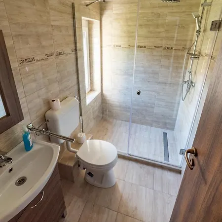 Guest house Golden *